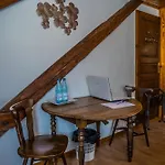 Au Vieux Moulin Hotel