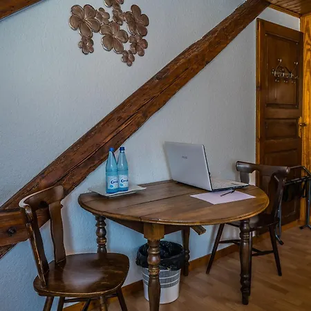 Hotel Au Vieux Moulin - Ambiance Vintage فندق
