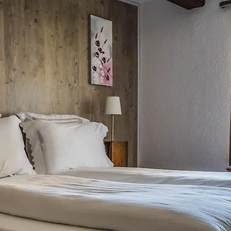 Au Vieux Moulin Отель 2*