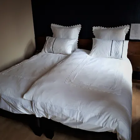 Au Vieux Moulin 2* Лапутруа